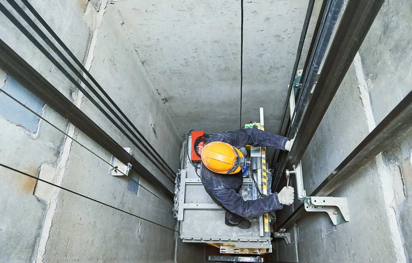 エレベーター保守